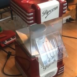 Nostalgia 12-cup popcorn maker