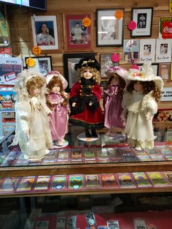 VINTAGE DOLL COLLECTION