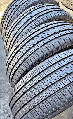 275-55R20 BRIGGESTONE BRAND TIRES EXCELENTE CONDICIÓN SET DE 4
