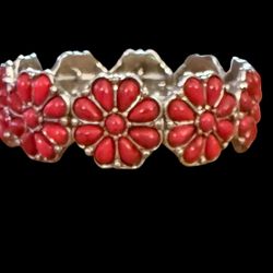 Coral Color Silver Tone Stretch Bracelet