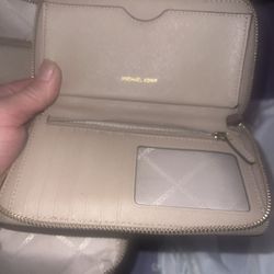 Michael Kors -Reha Mini Beige Backpack & Wallet