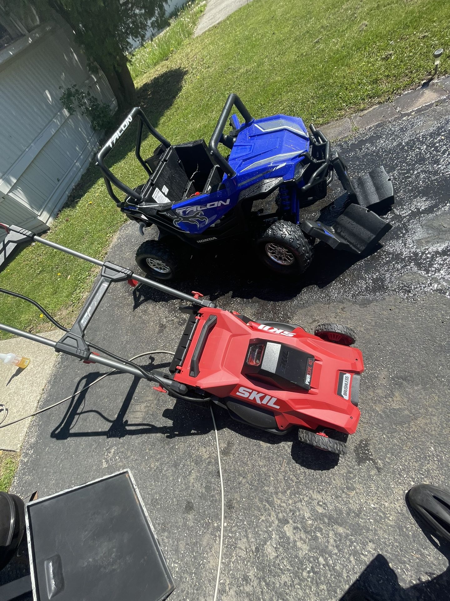 Hoverboards Mowers
