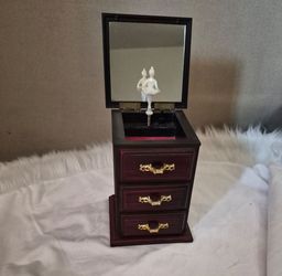 Ballerina music jewelry box
