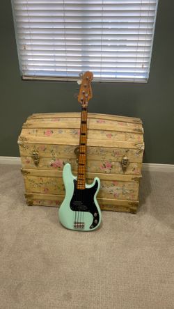 Squire Classic Vibe Precision Bass