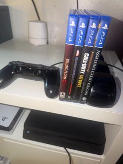 PS4 Slim