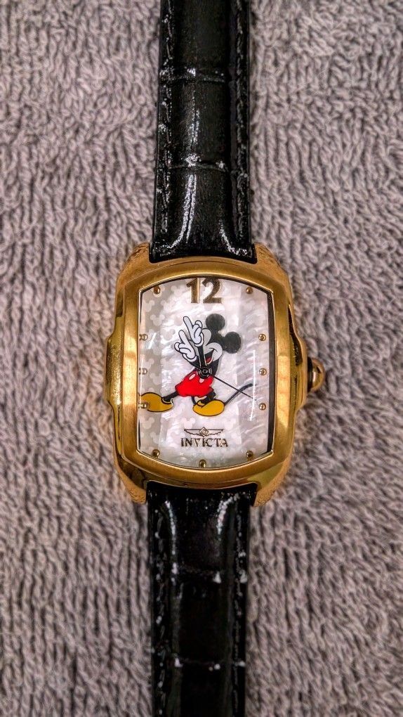 Collectible Invicta Disney Mickey Mouse Limited Edition Watch (815/5000)