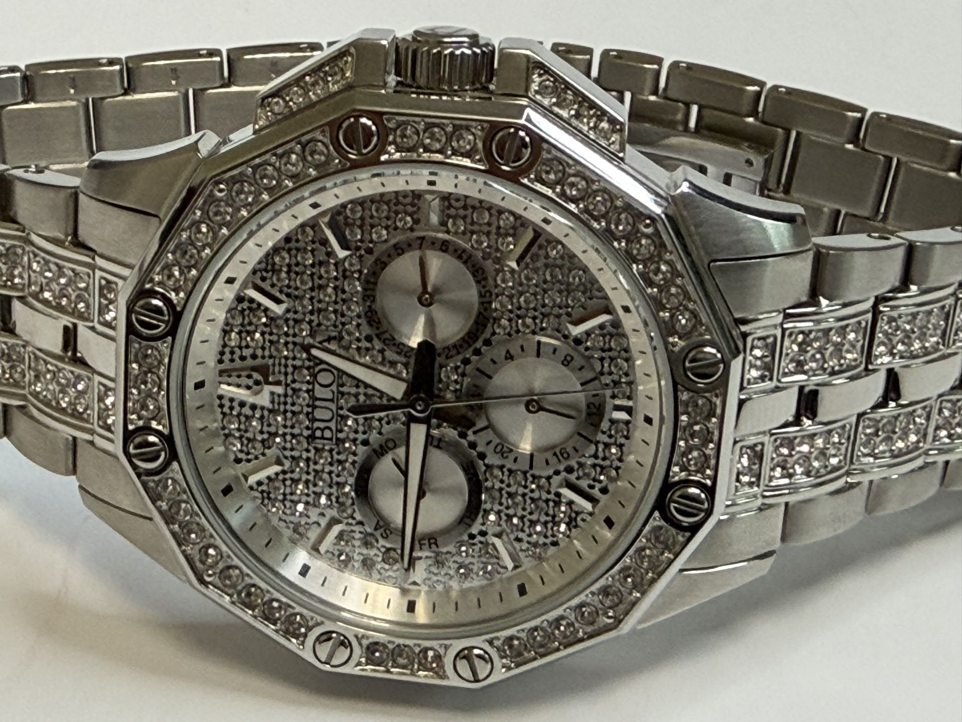Bulova Men's Watch Crystal Like New