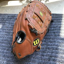 Baseball Gloves 