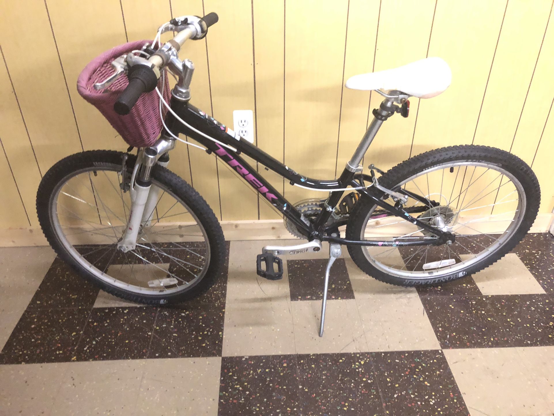 Girl Trek Bike For Sale In - Warren