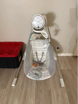 Baby swing