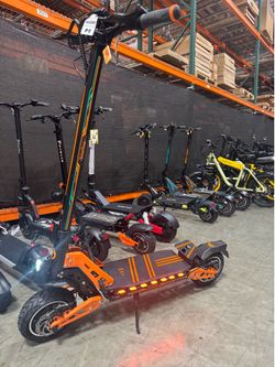 Dual-motor electric scooter