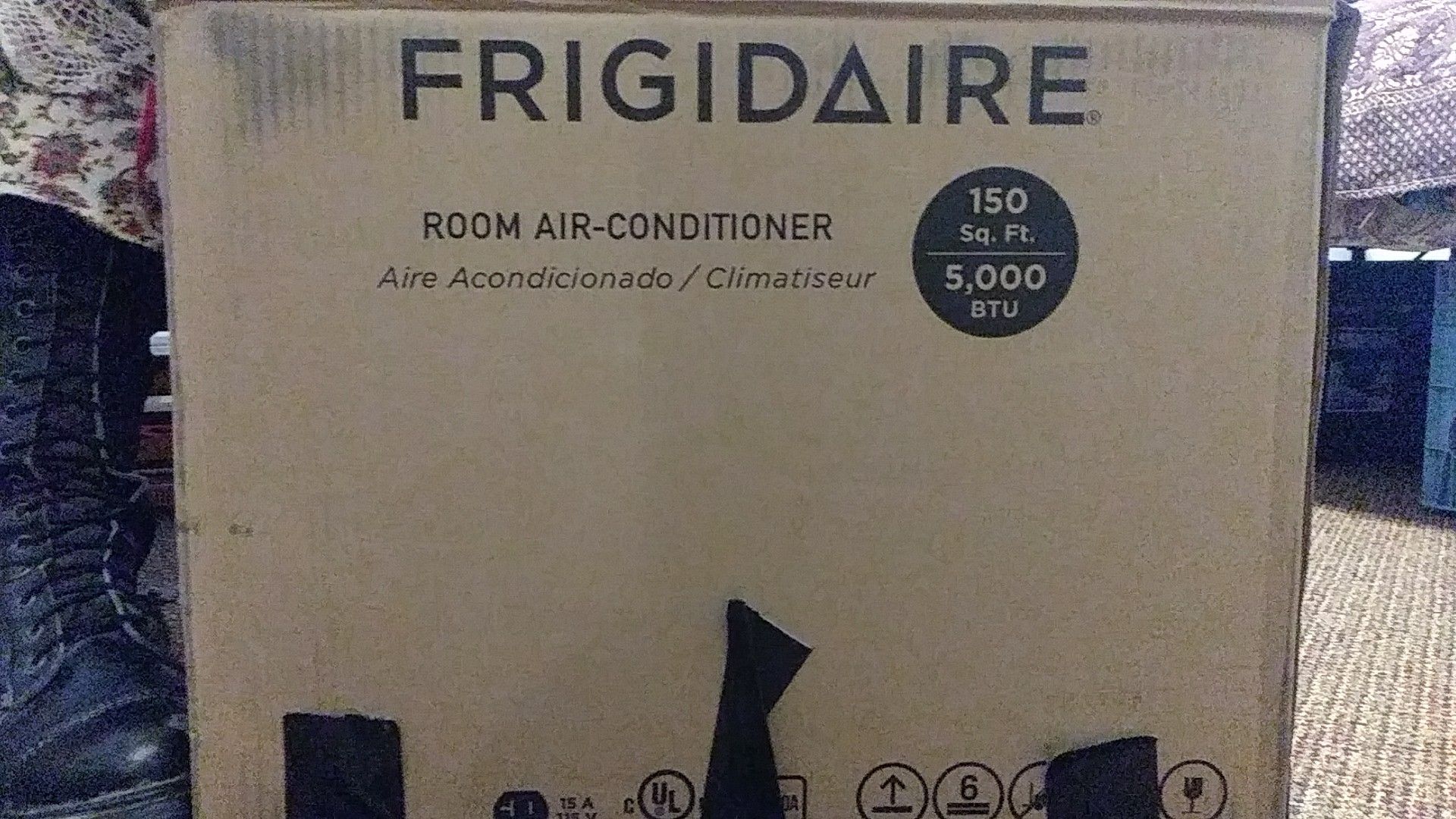 Frigidaire, room air conditioner