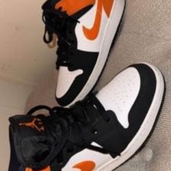 Air Jordan 1 Mid GS ’Shattered Backboard’