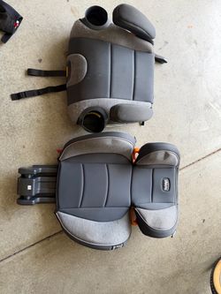 Chicco booster seat with detachable back