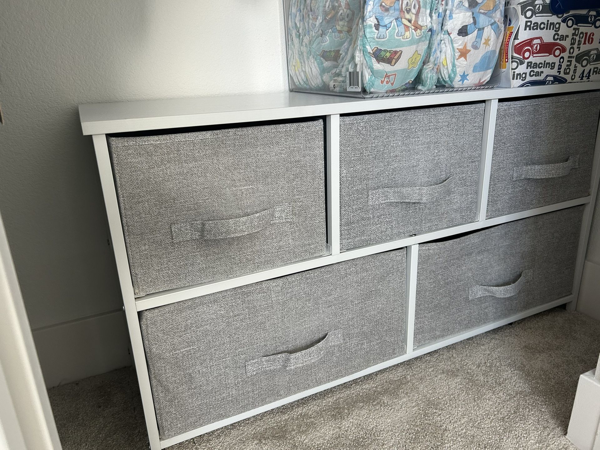 Dresser White/Grey Fabric
