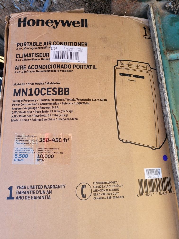 Honeywell MN10CESBB Portable Air Conditioner, 10,000 BTU Cooling, With Dehumidifier & Fan