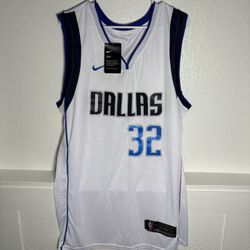 Brand New Cooper Flagg Jersey – Large / Runs Big