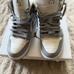 Nike Jordan 1 Mid 