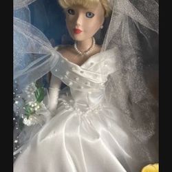 Disney Cinderella Porcelain Keepsake 
