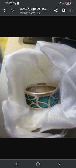 Genuine turquoise silver band