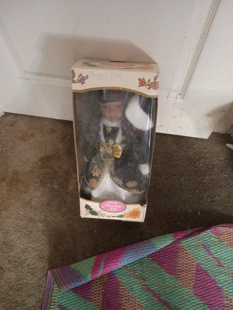 Collectable toy doll