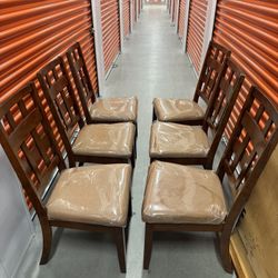 6 Wooden Dining Chairs