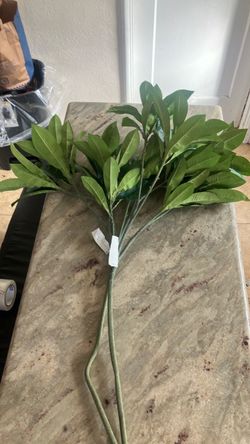 Artificial Green Leaf Stem Bunch