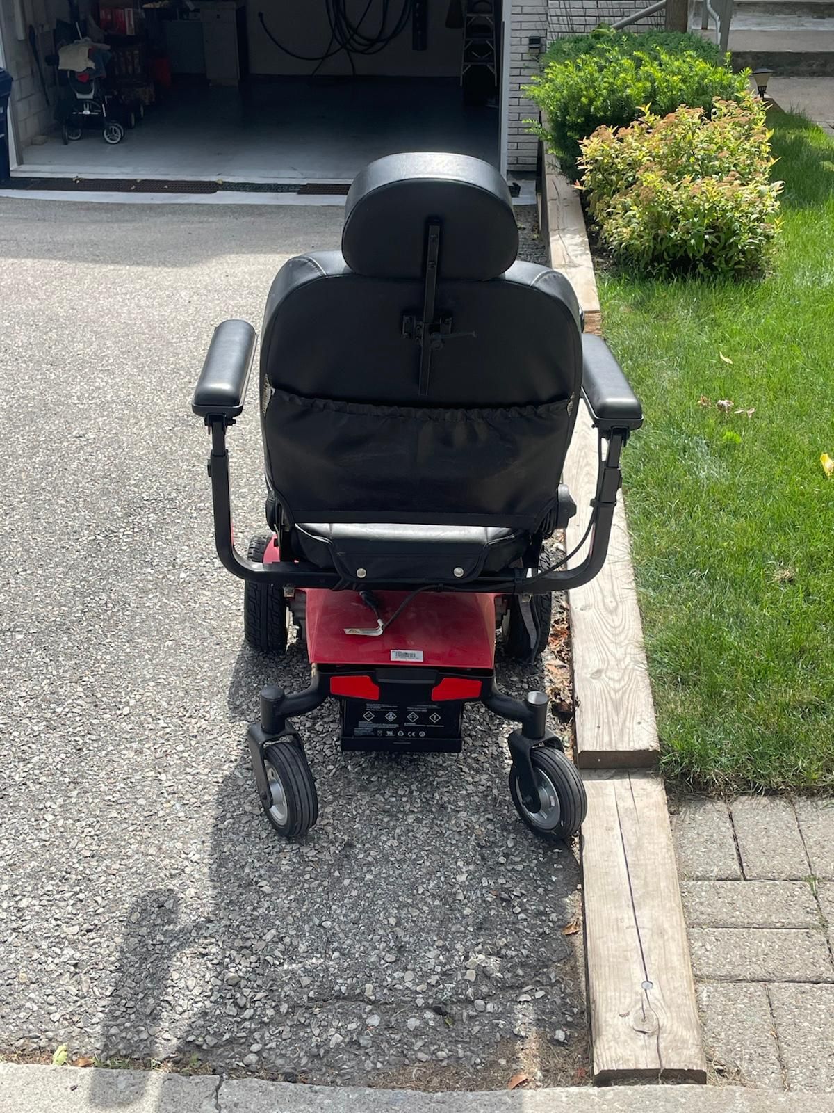 Pride Jazzy Select Elite Scooter