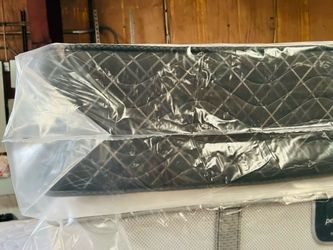 Queen mattress set
