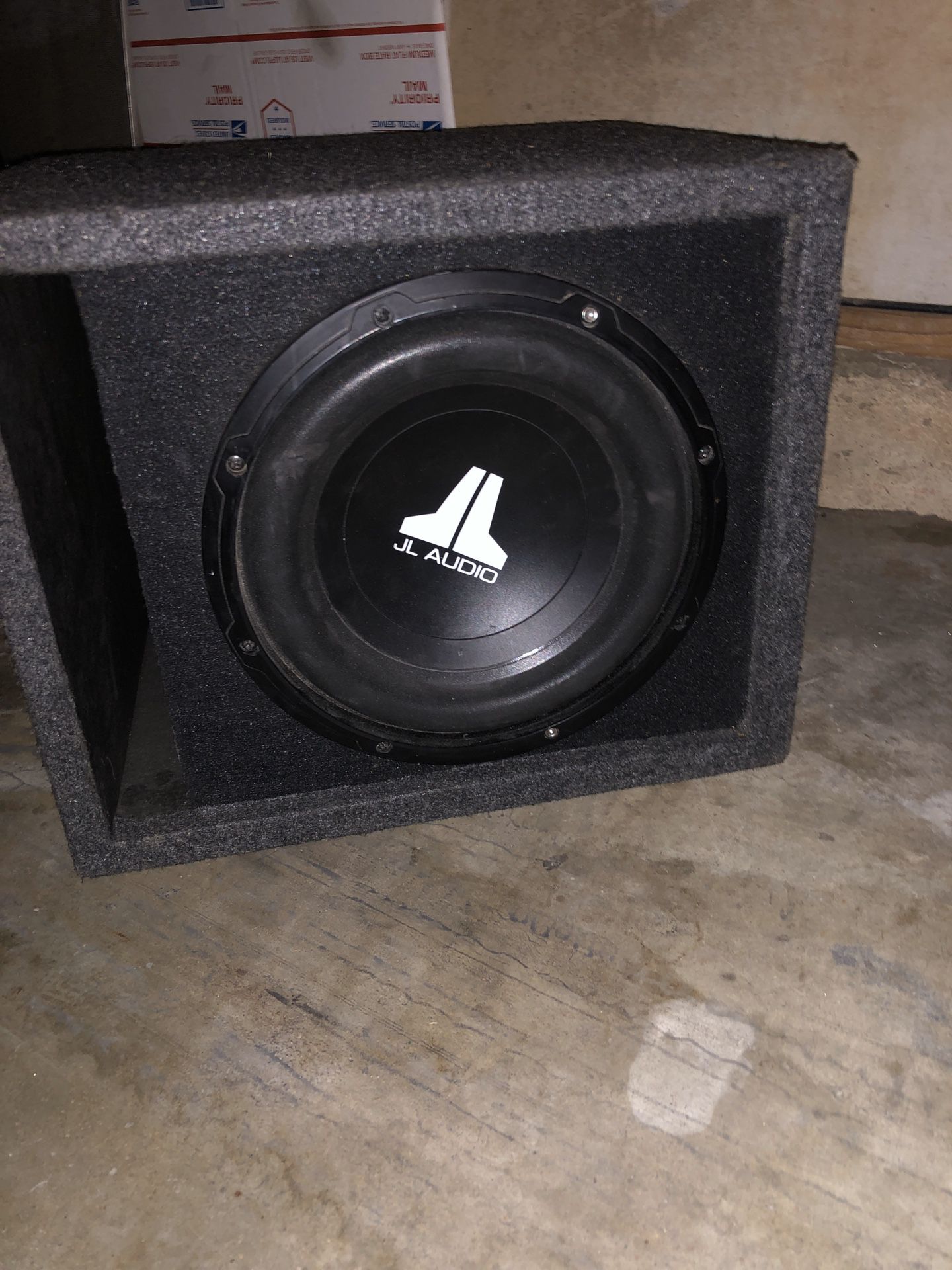 10” jl audio sub with ported box