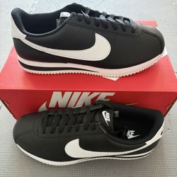 Nike Men’s Cortez Leather Shoes 