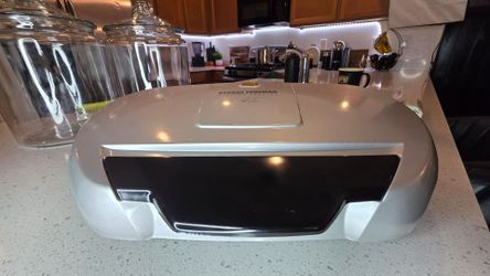 Título que yo usaría en OfferUp:
NEW George Foreman GR144 9-Serving Electric Grill – Never Used
