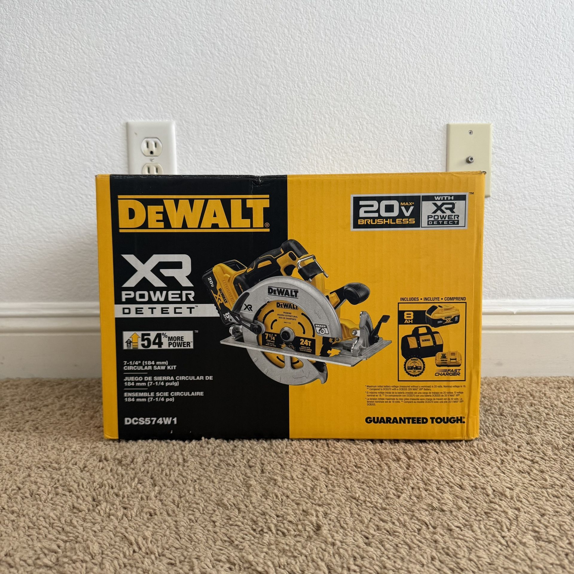BRAND NEW DEWALT XR POWER DETECT 20V MAX Brushless Circular Saw