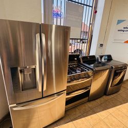 LG REFRIGERATOR WASHER DRYER AND STOVE