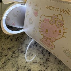 Wet n Wild Hello Kitty 50th Anniversary LED Mirror and Make Up Bag