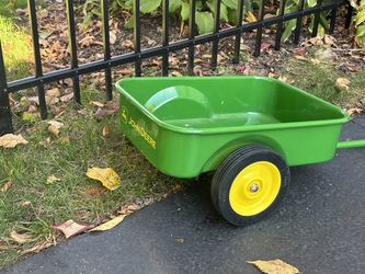 John Deer Pedal  Tractor Trailer Attachment