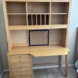 Child Desk With Hutch