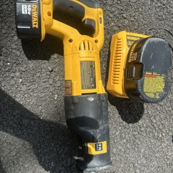 Dewalt Sawzaw 