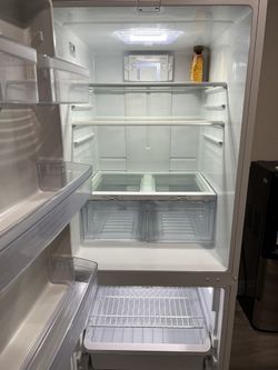 LG refrigerator