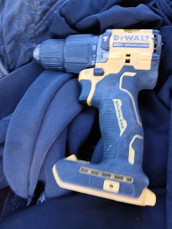 Dewalt Cordless Drill 20 Volt With Battery