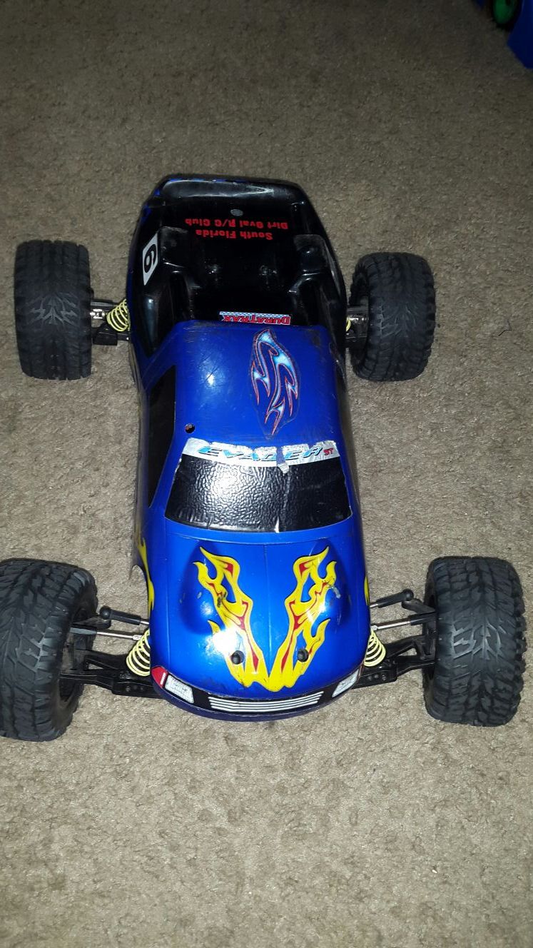 Duratrax evader st 2wd 1/10 brushless