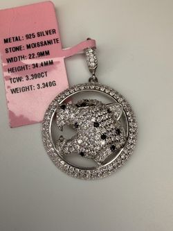 925 Sterling Silver & Moissanite Jaguar Pendant