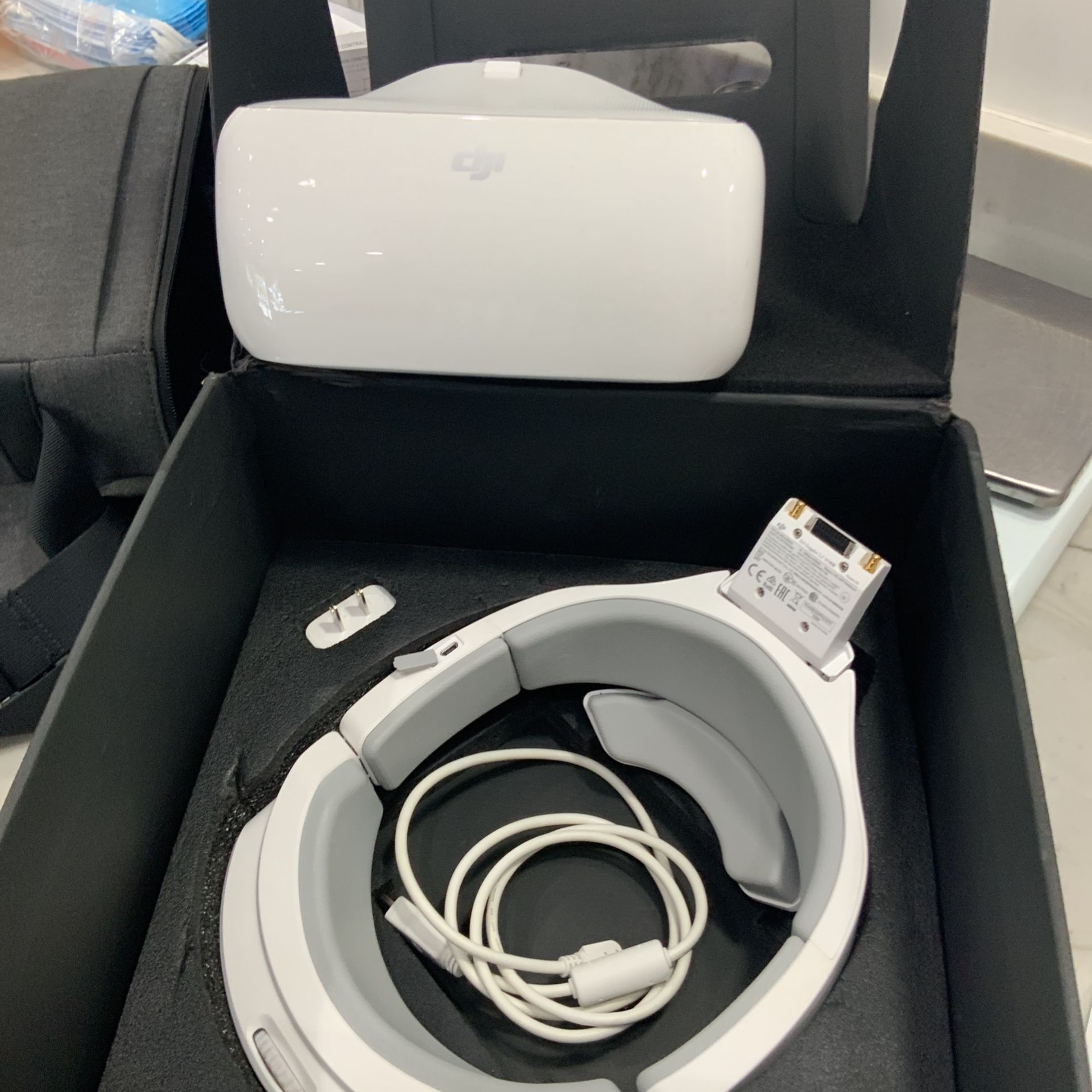 DJI goggles With All Attachments Like New In Box 