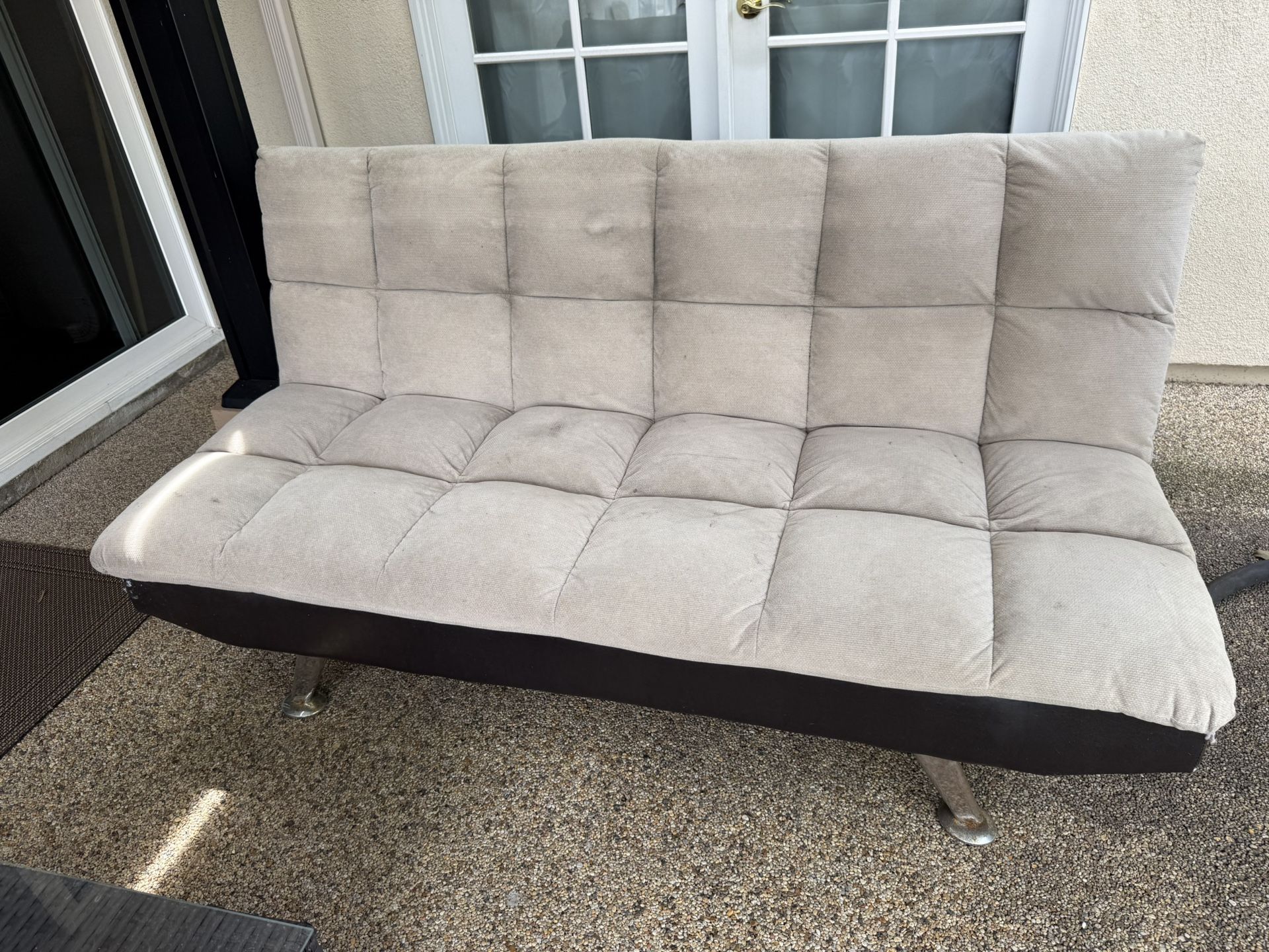 Futon / Couch
