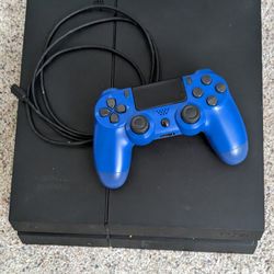 PlayStation 4 PS4 With Controller 