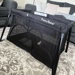 Travel mini crib, play pen with bassinet