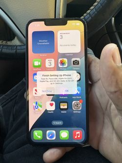 iPhone 13 128gb AT&T Or Boost Mobile 