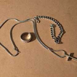 Beautiful Silver Chain With Ring And Bracelet Great Gift For A Cousin A Friend Or As A Gesture