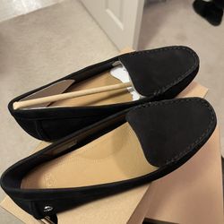 Beautiful Black Women Slip On Shoes By UGG Size 7 1/2