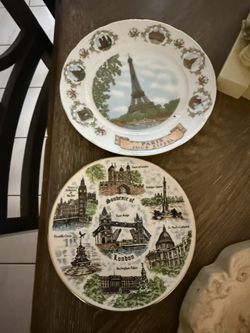 Vintage Souvenir Plates London Paris 